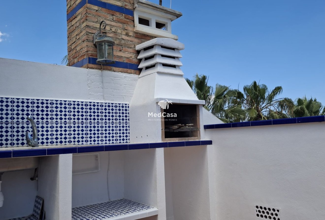 Segunda mano - Apartment / Duplex -
Orihuela Costa - Villamartín