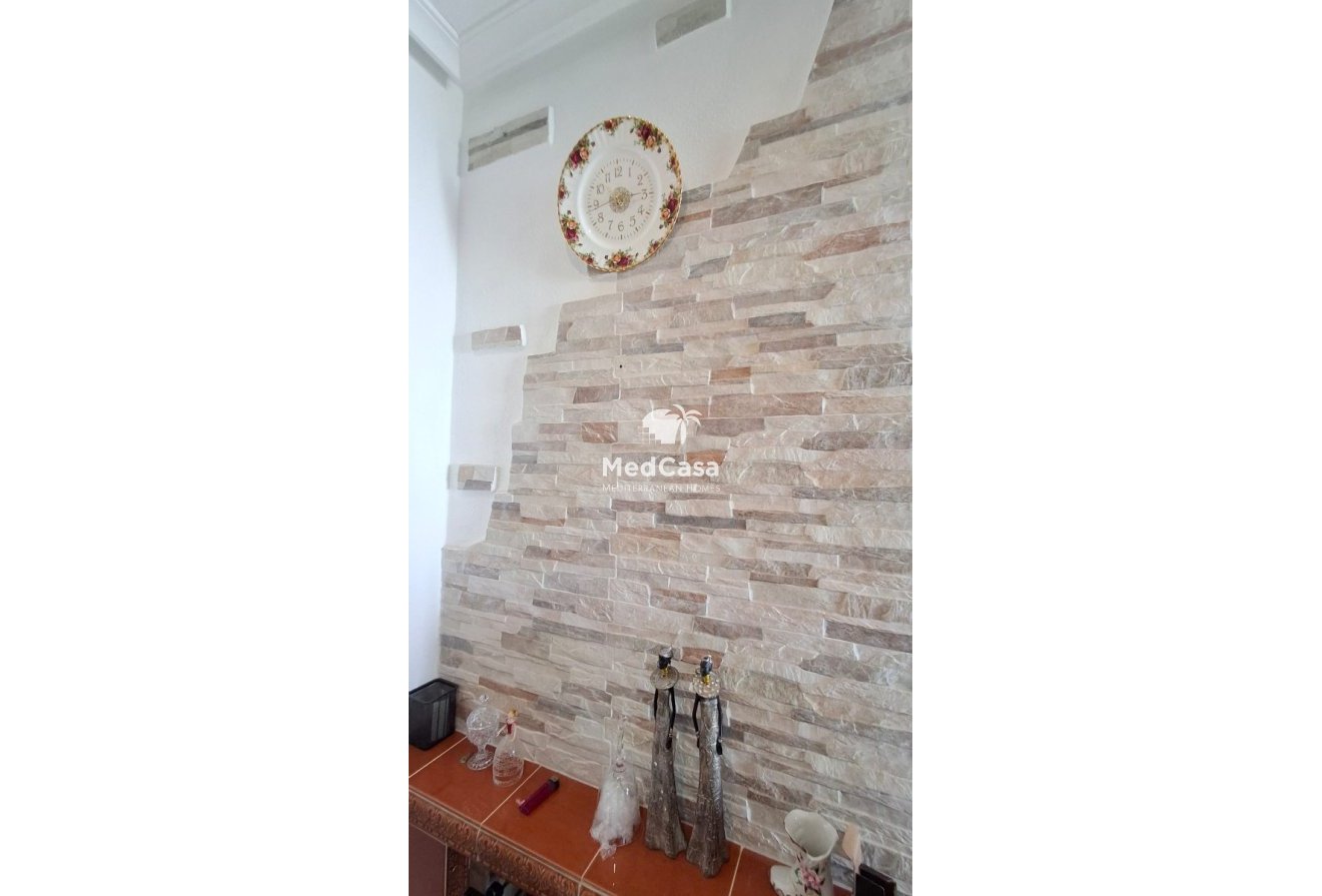 Segunda mano - Apartment / Duplex -
Orihuela Costa - Villamartín