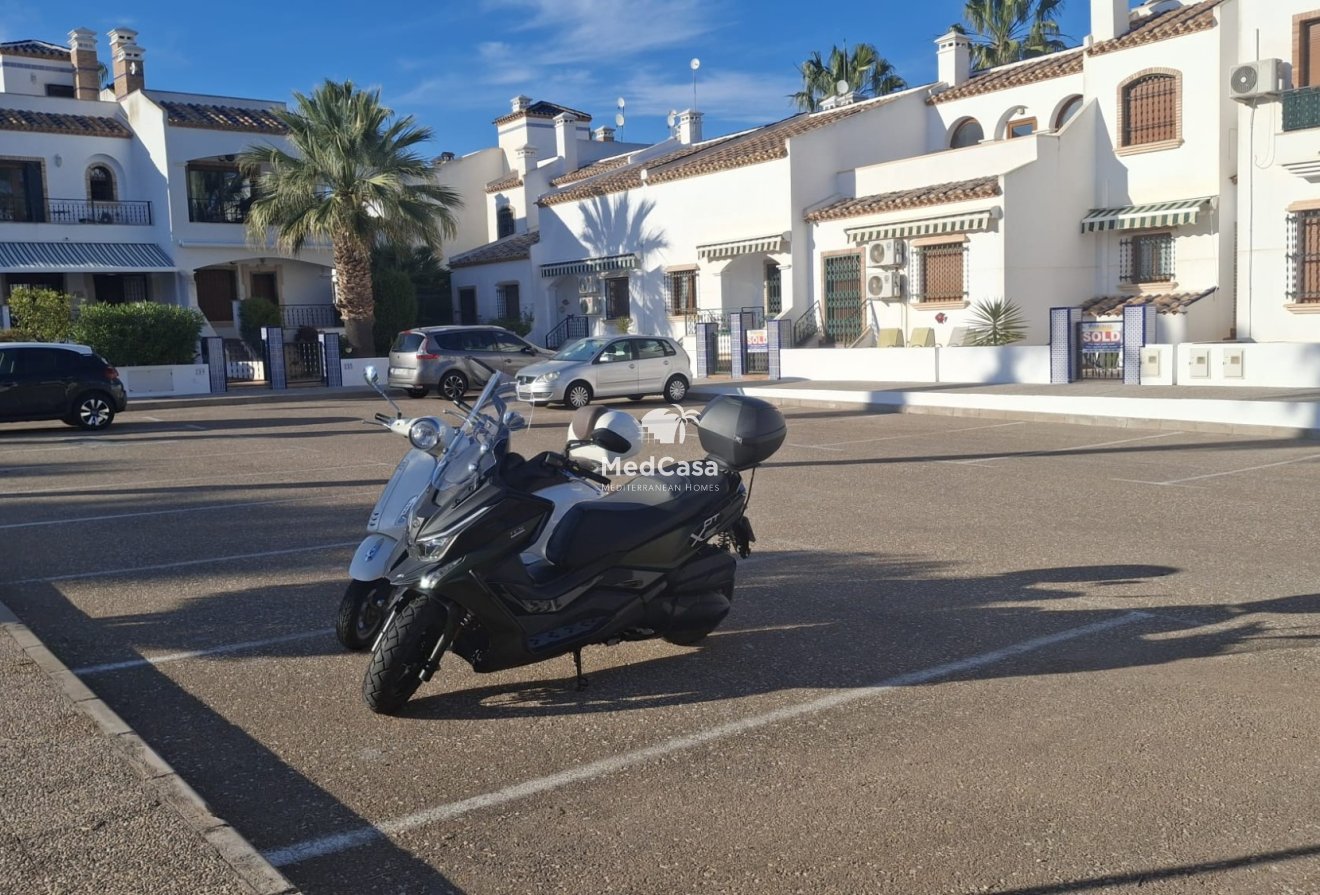 Segunda mano - Apartment / Duplex -
Orihuela Costa - Villamartín