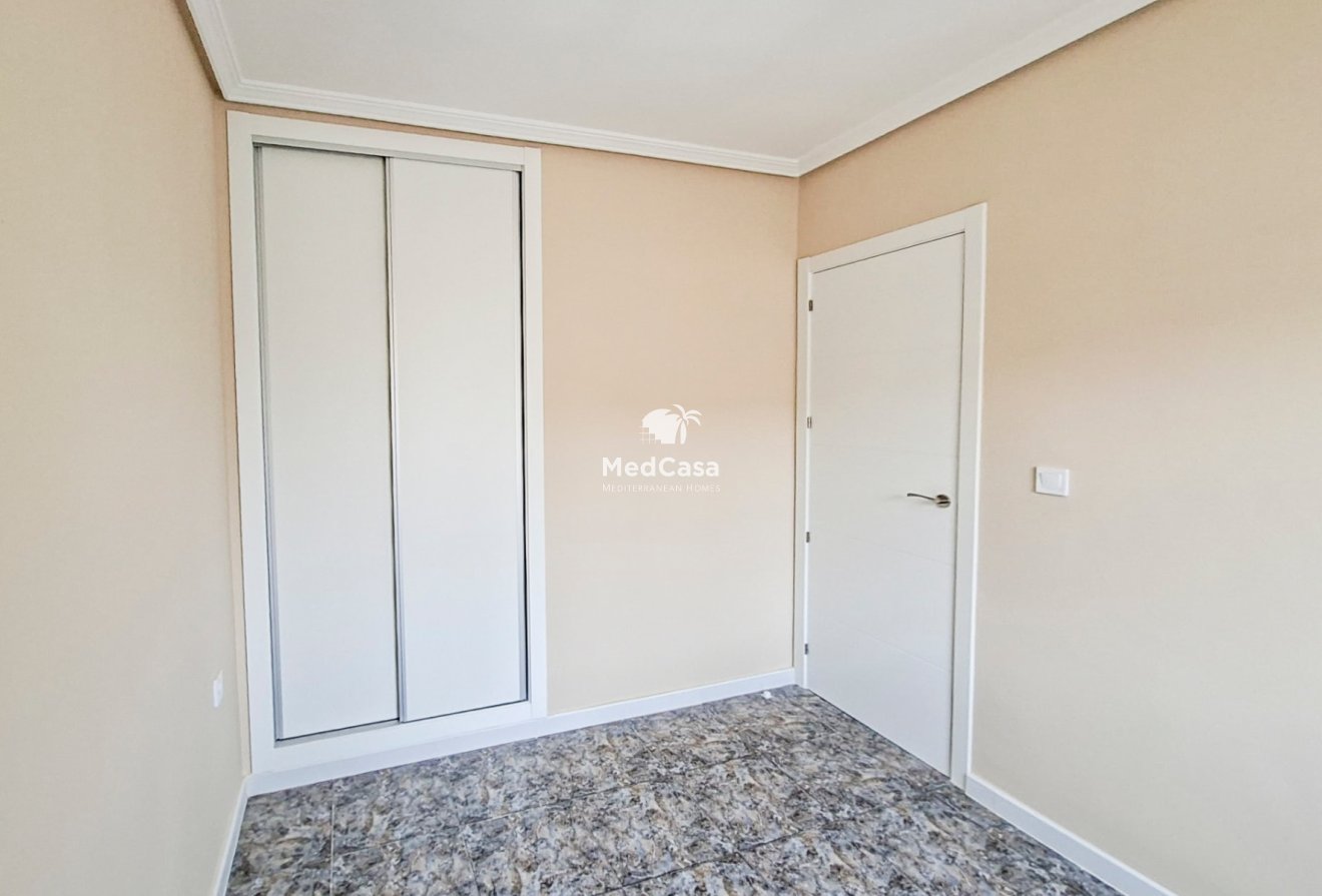 Segunda mano - Adosado -
Orihuela Costa