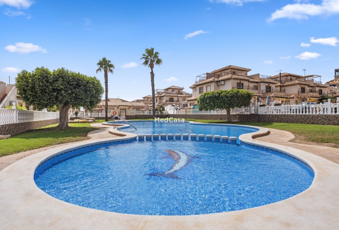 Resale - Townhouse -
Orihuela Costa - La Regia