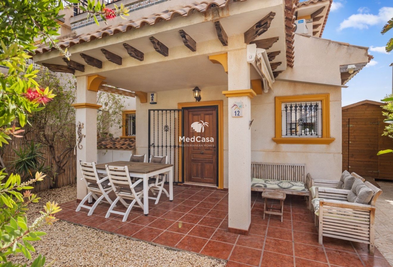 Resale - Townhouse -
Orihuela Costa - La Regia
