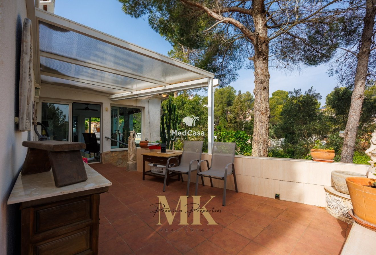Wiederverkauf - Villa -
Denia - Montgó