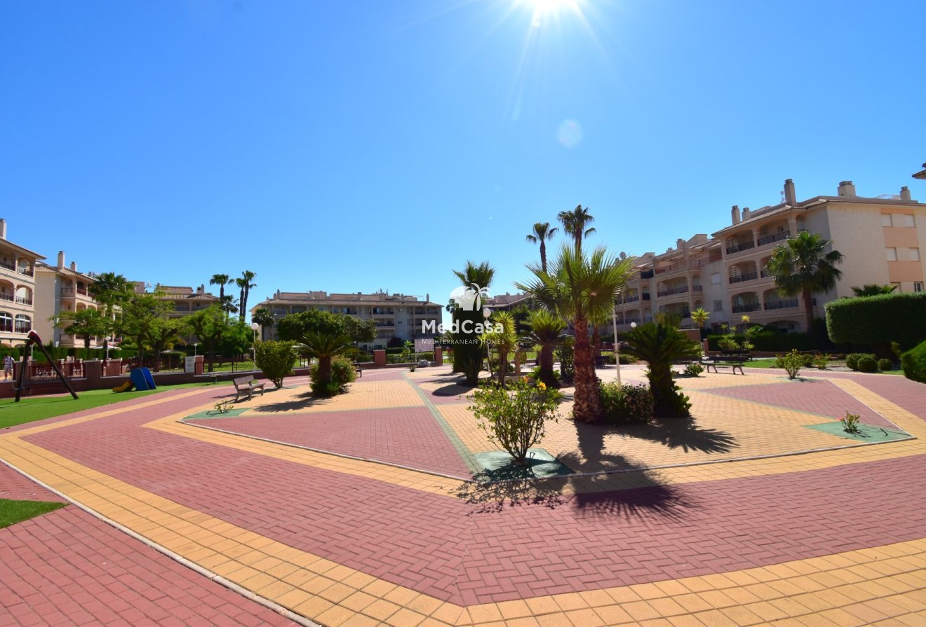 Segunda mano - Apartamento -
Orihuela Costa - Playa Flamenca