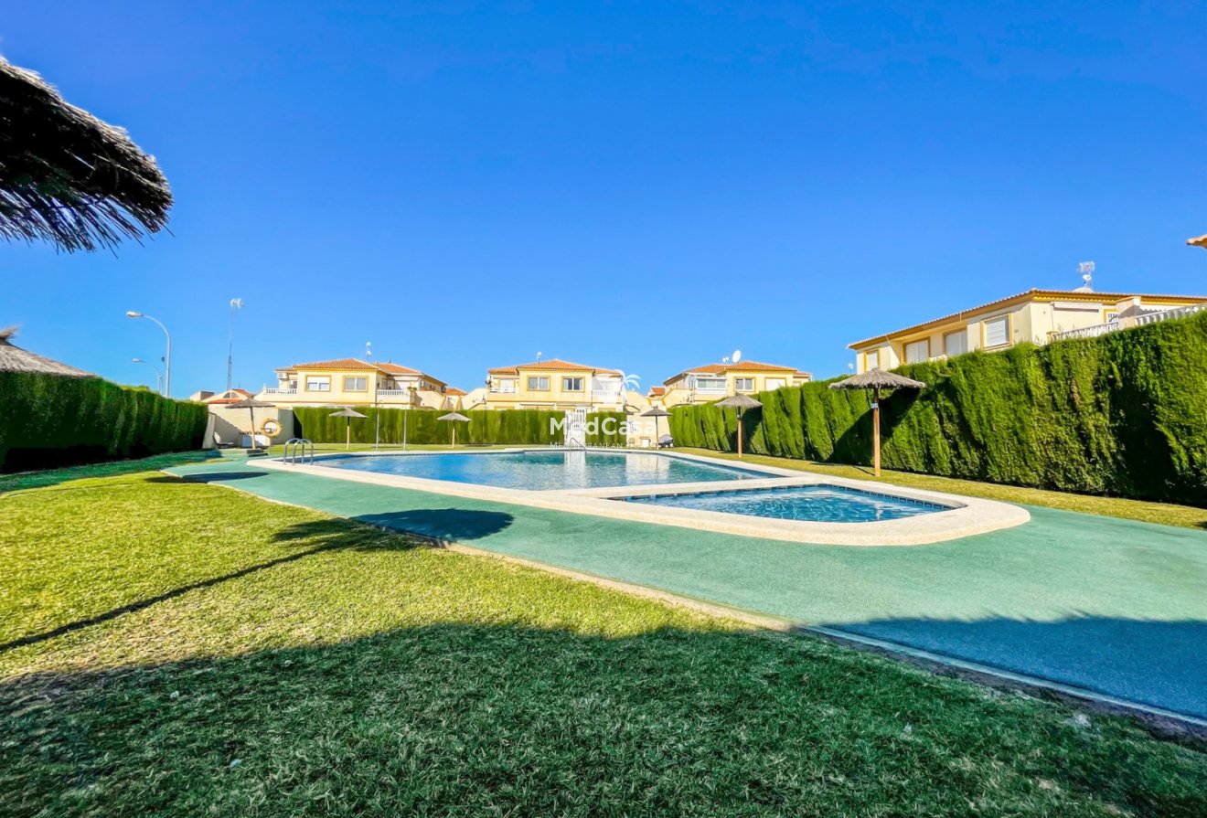 Resale - Townhouse -
Orihuela Costa - Playa Flamenca