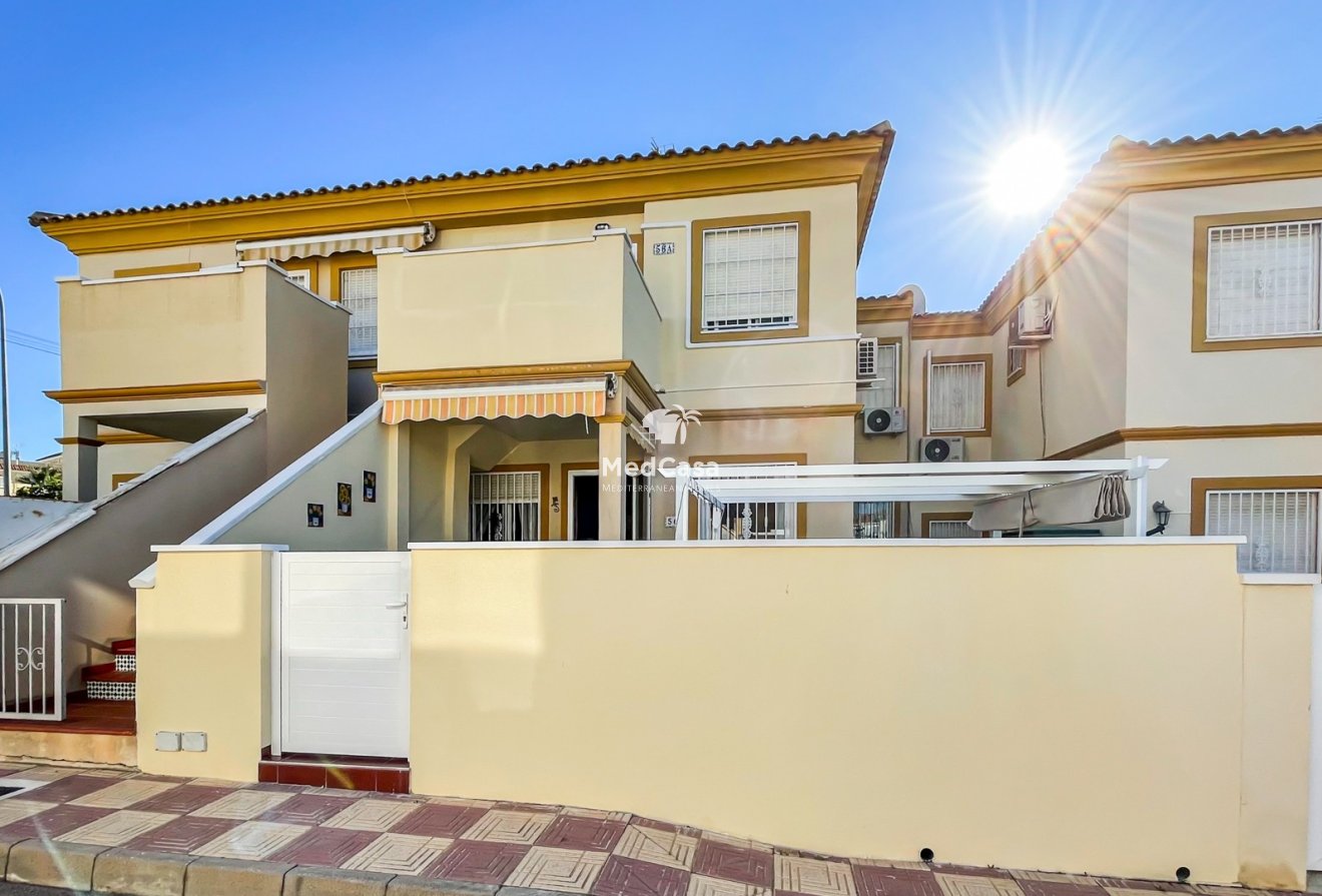 Resale - Townhouse -
Orihuela Costa - Playa Flamenca