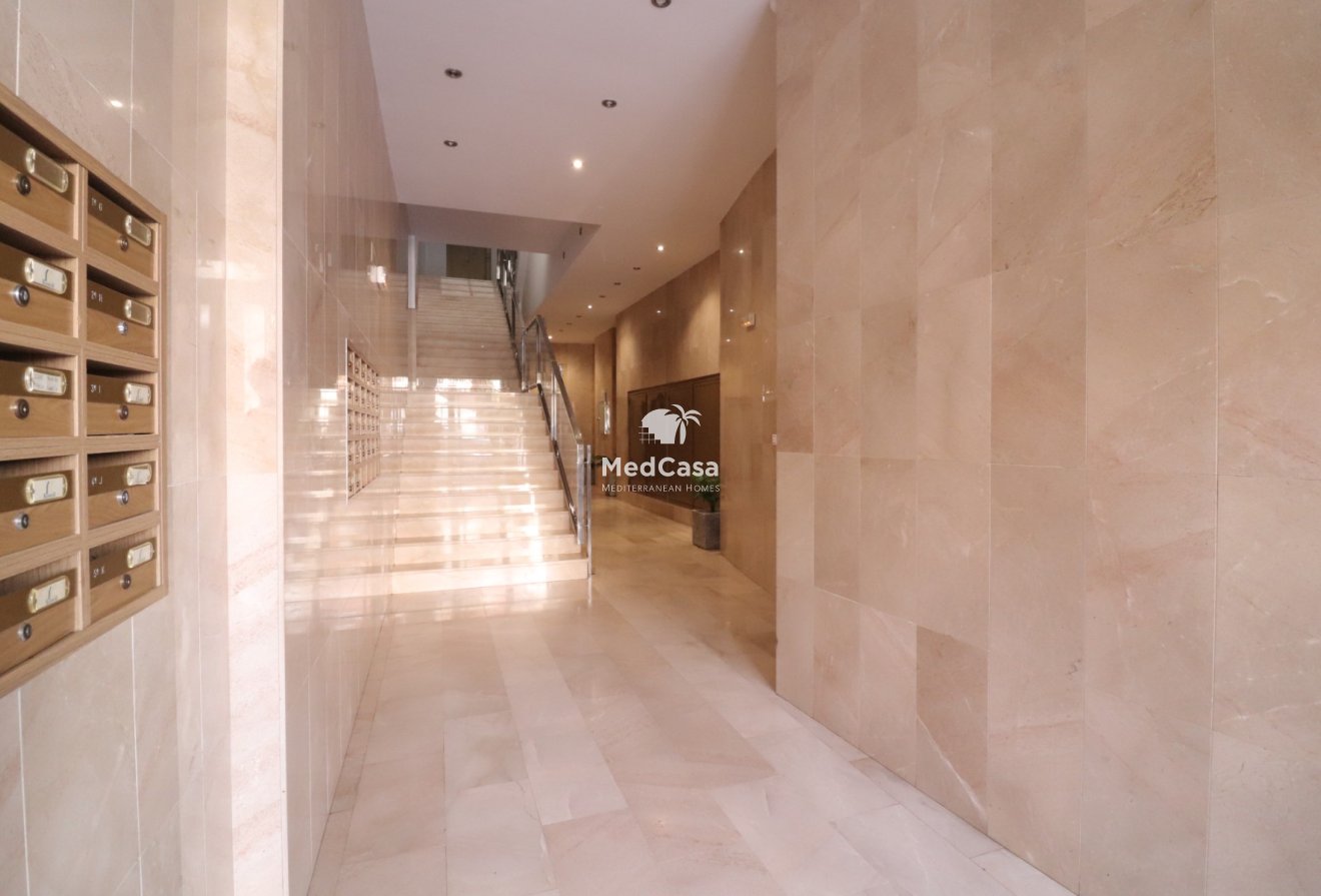 Wiederverkauf - Apartment -
Almoradí - Almoradi - Town