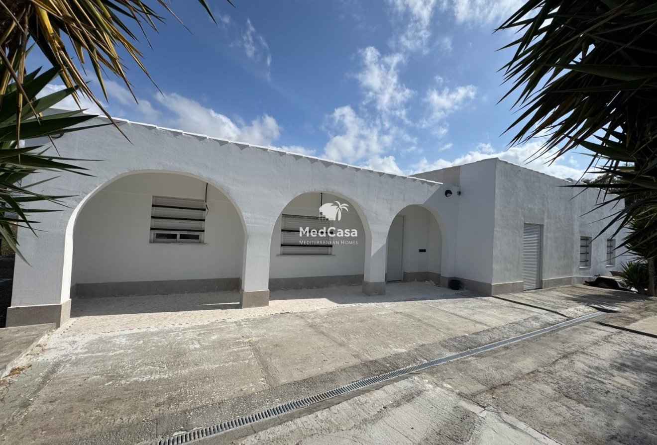 Wiederverkauf - Villa -
La Marina del Pinet - La Marina