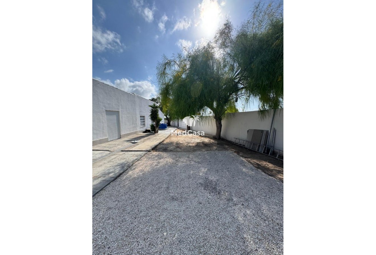 Wiederverkauf - Villa -
La Marina del Pinet - La Marina