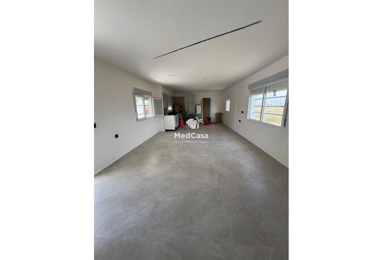 Wiederverkauf - Villa -
La Marina del Pinet - La Marina