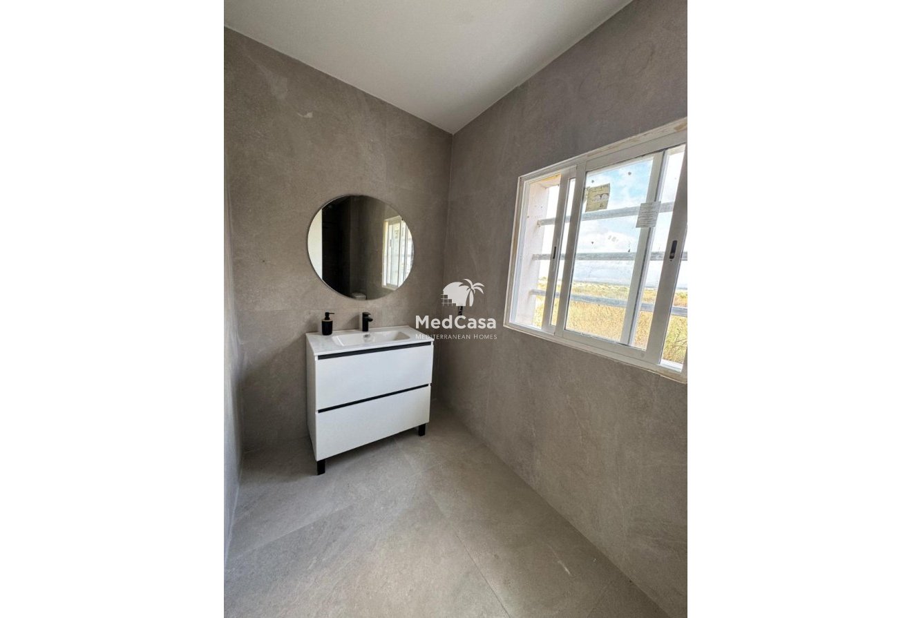 Wiederverkauf - Villa -
La Marina del Pinet - La Marina