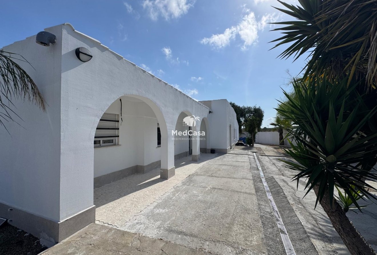 Wiederverkauf - Villa -
La Marina del Pinet - La Marina