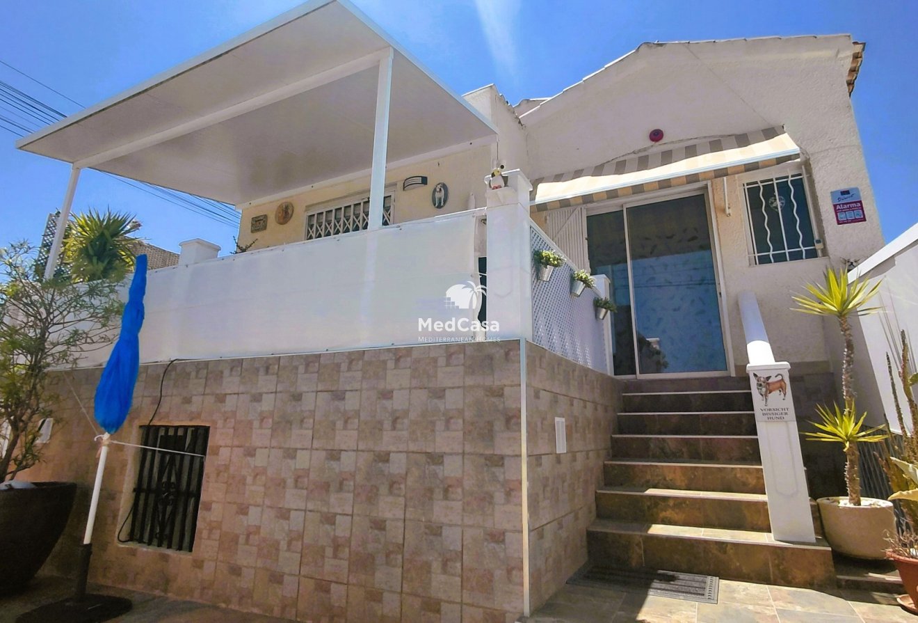 Resale - Villa -
San Fulgencio