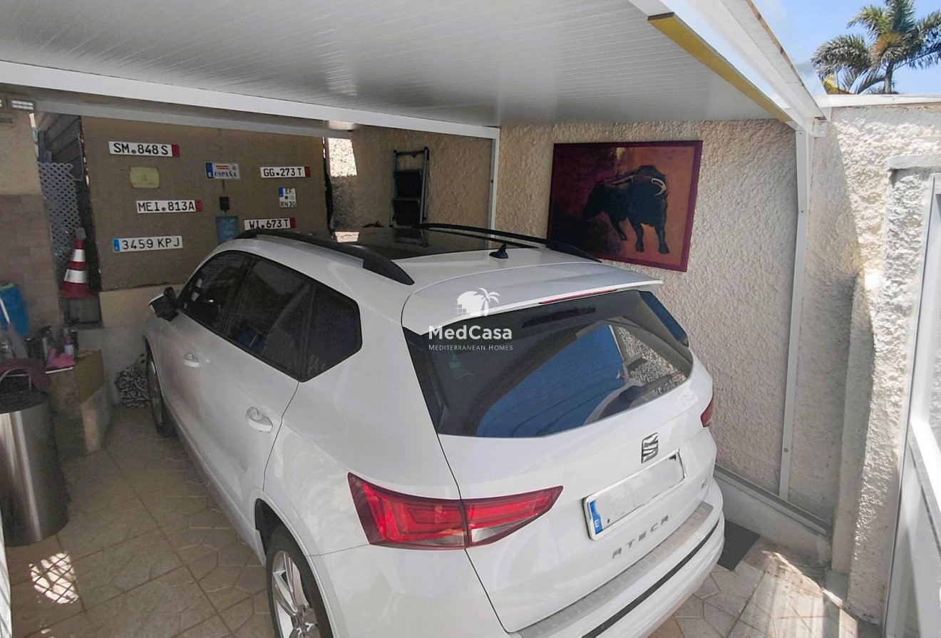 Resale - Villa -
San Fulgencio