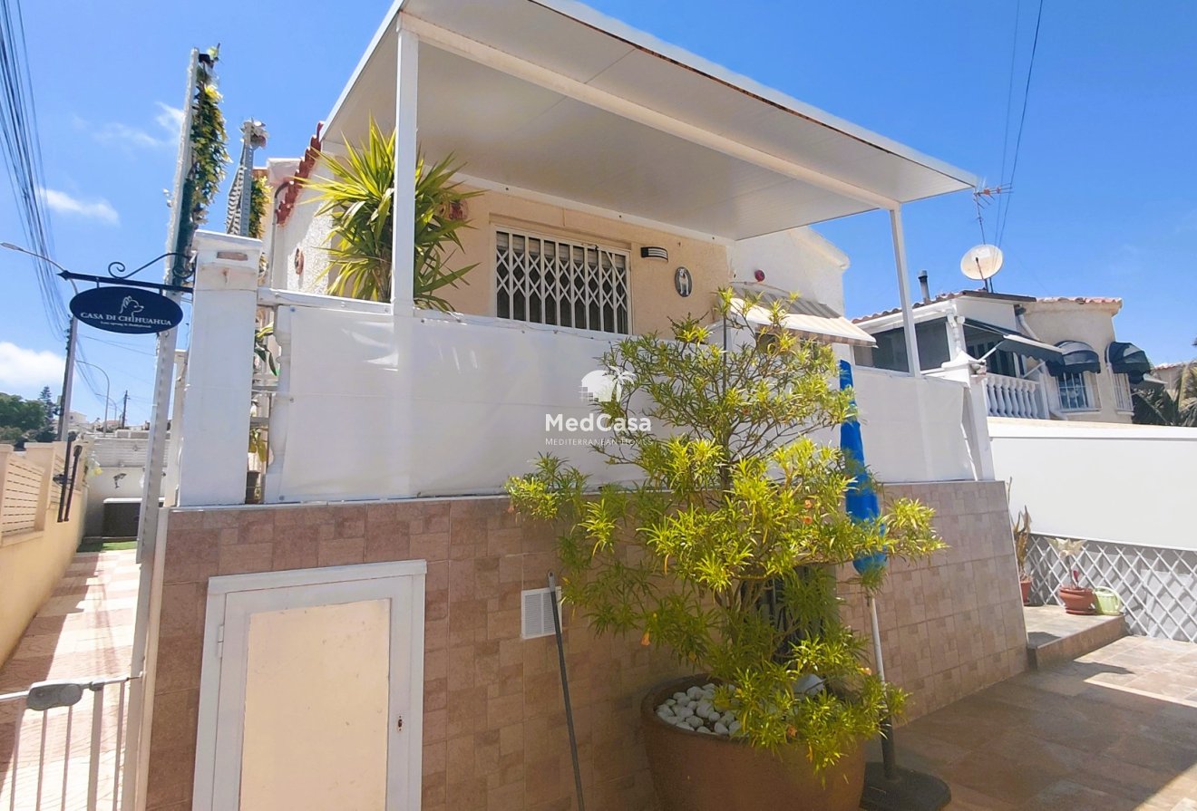 Resale - Villa -
San Fulgencio