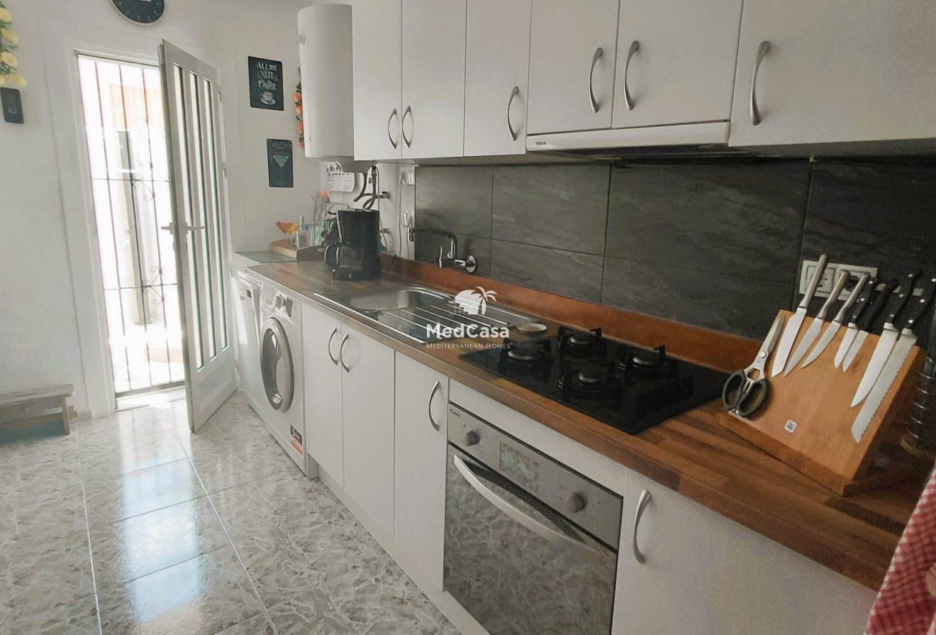 Resale - Villa -
San Fulgencio