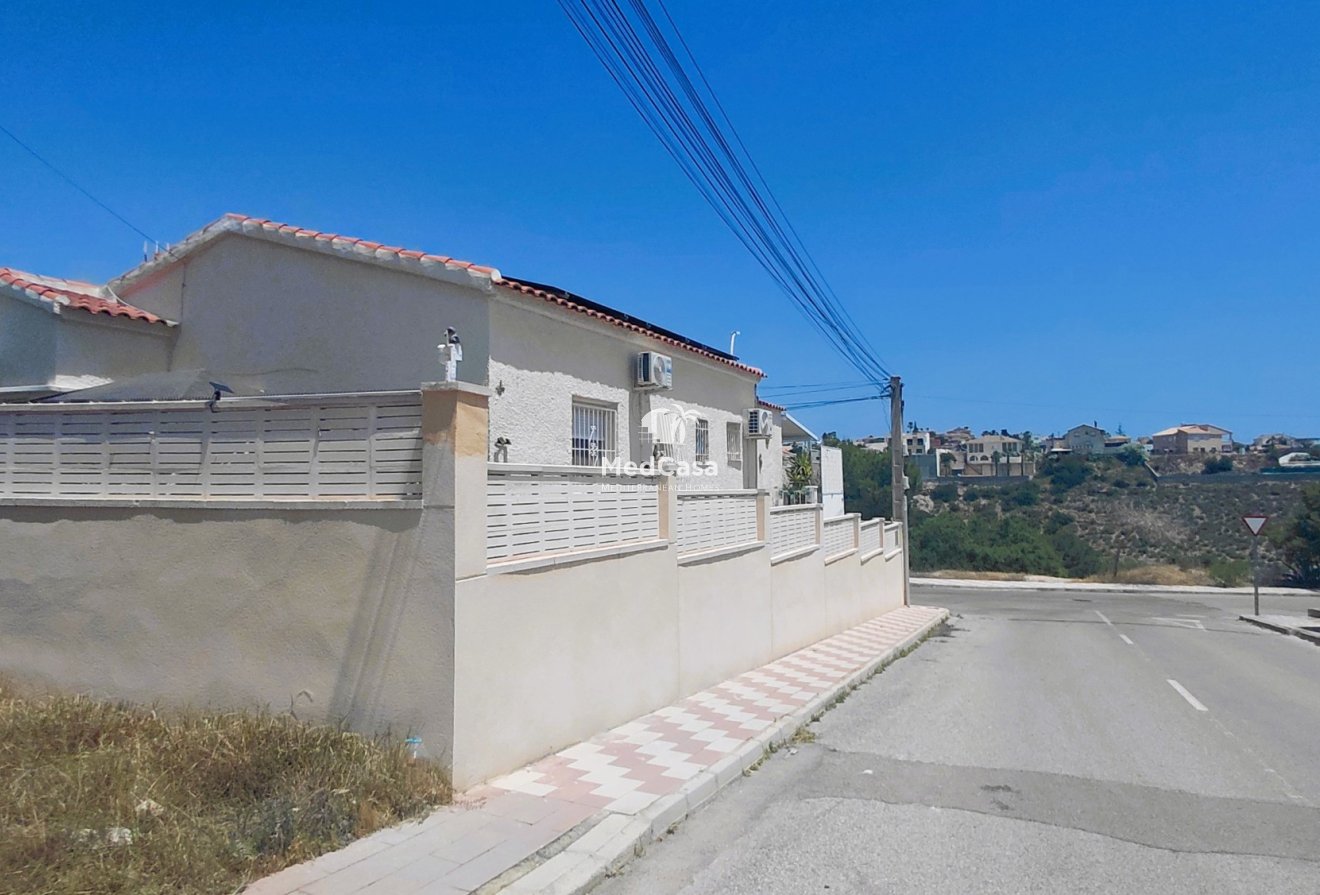 Resale - Villa -
San Fulgencio