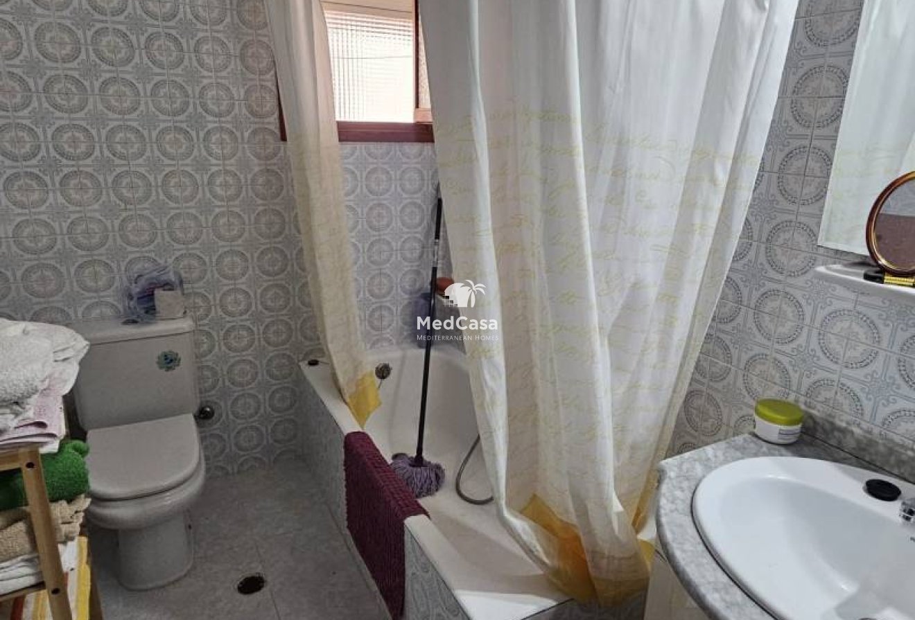 Resale - Apartment -
Villajoyosa - town