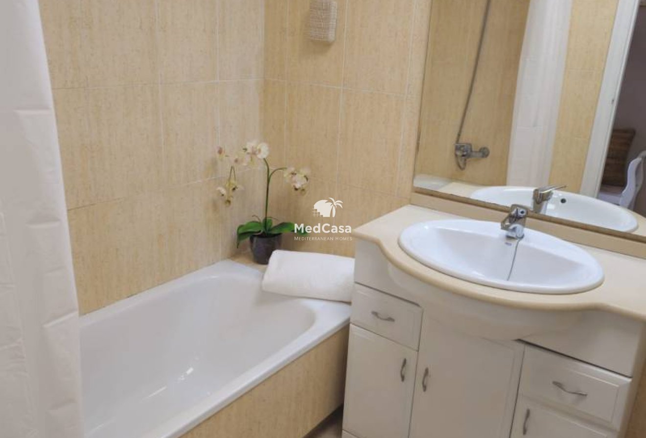 Wiederverkauf - Apartment -
Villajoyosa - Playa Torres
