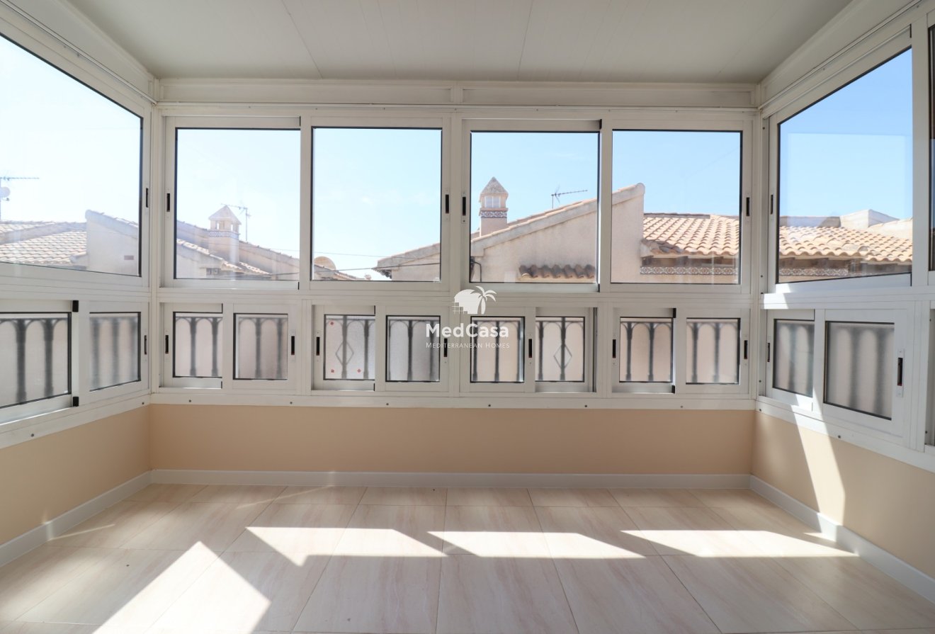 Segunda mano - Apartamento -
Orihuela Costa - Punta Prima