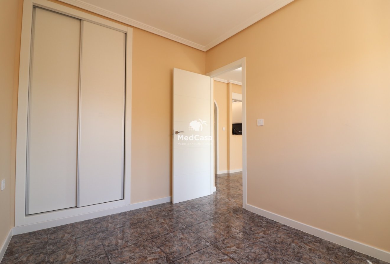 Segunda mano - Apartamento -
Orihuela Costa - Punta Prima