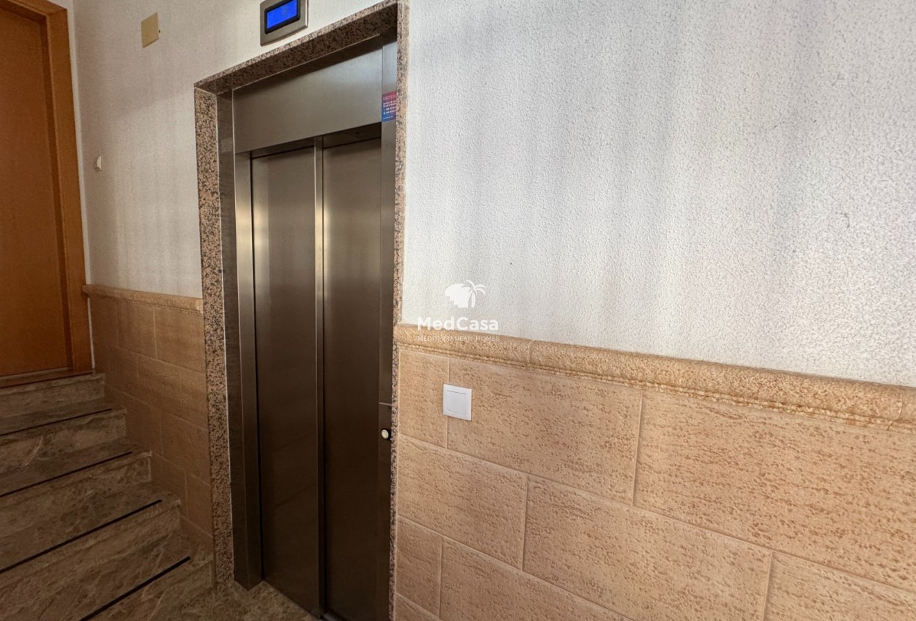 Wiederverkauf - Apartment -
Guardamar del Segura