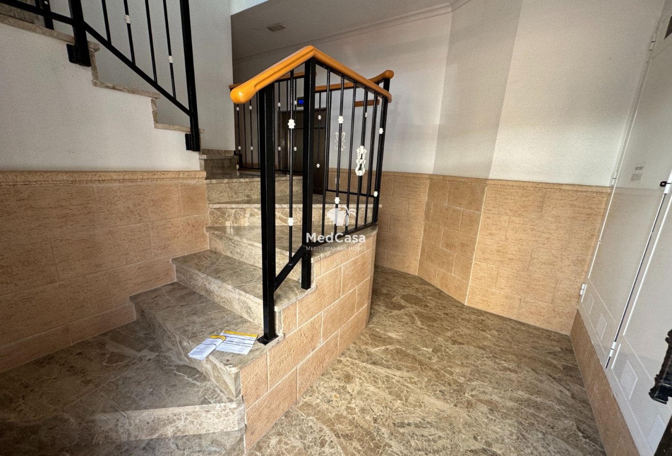 Wiederverkauf - Apartment -
Guardamar del Segura