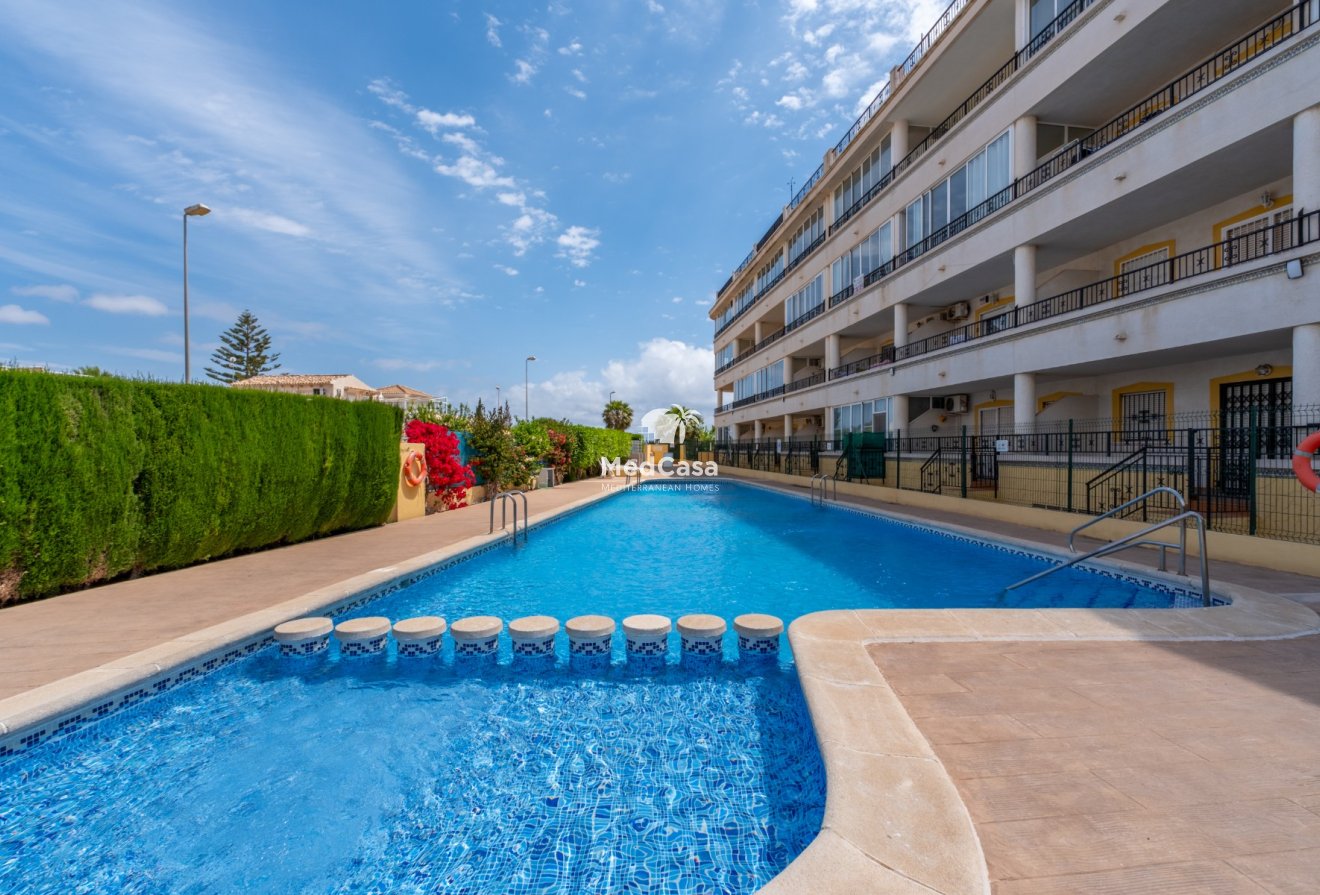 Segunda mano - Apartamento -
Orihuela Costa - La Florida