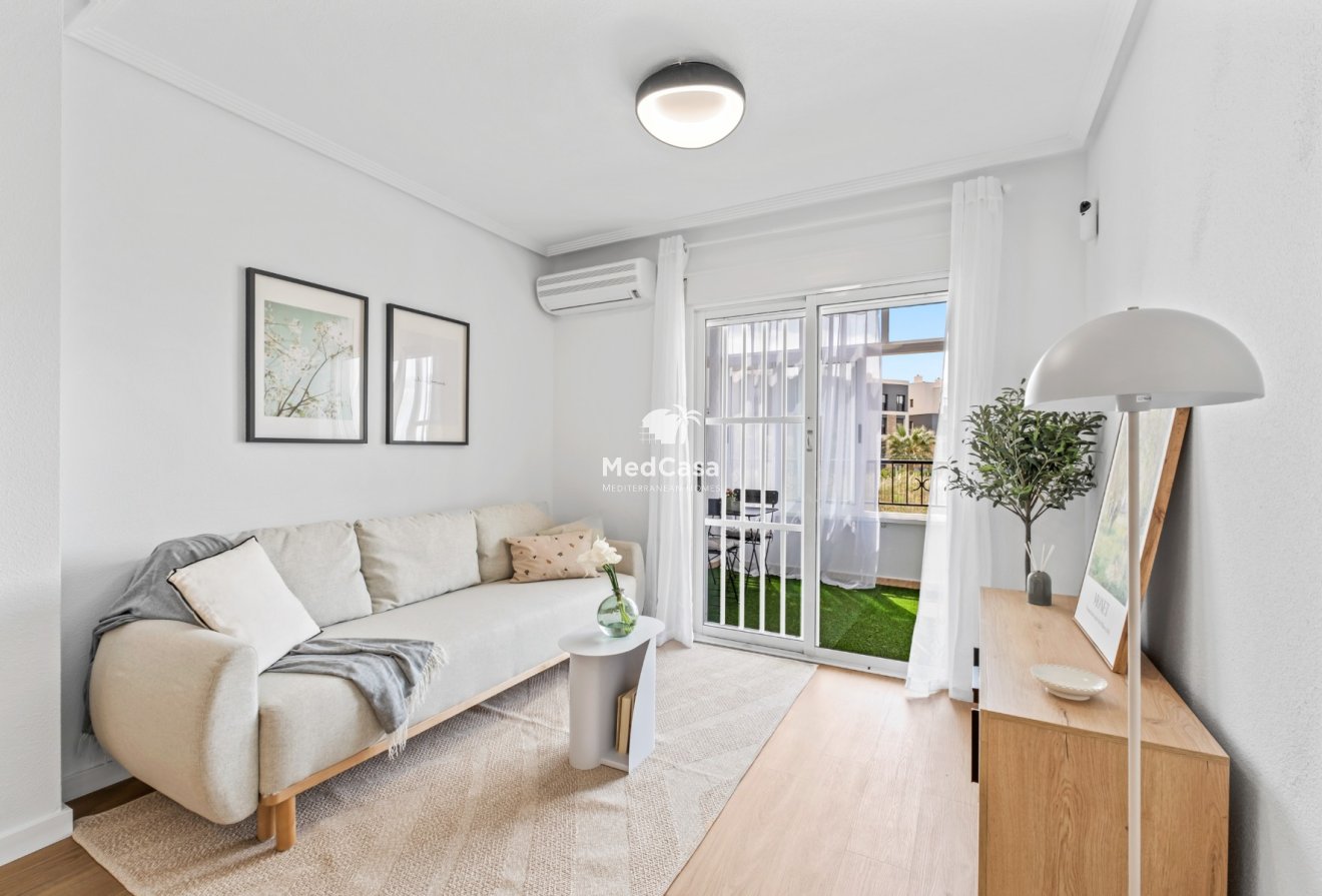 Segunda mano - Apartamento -
Orihuela Costa - La Florida