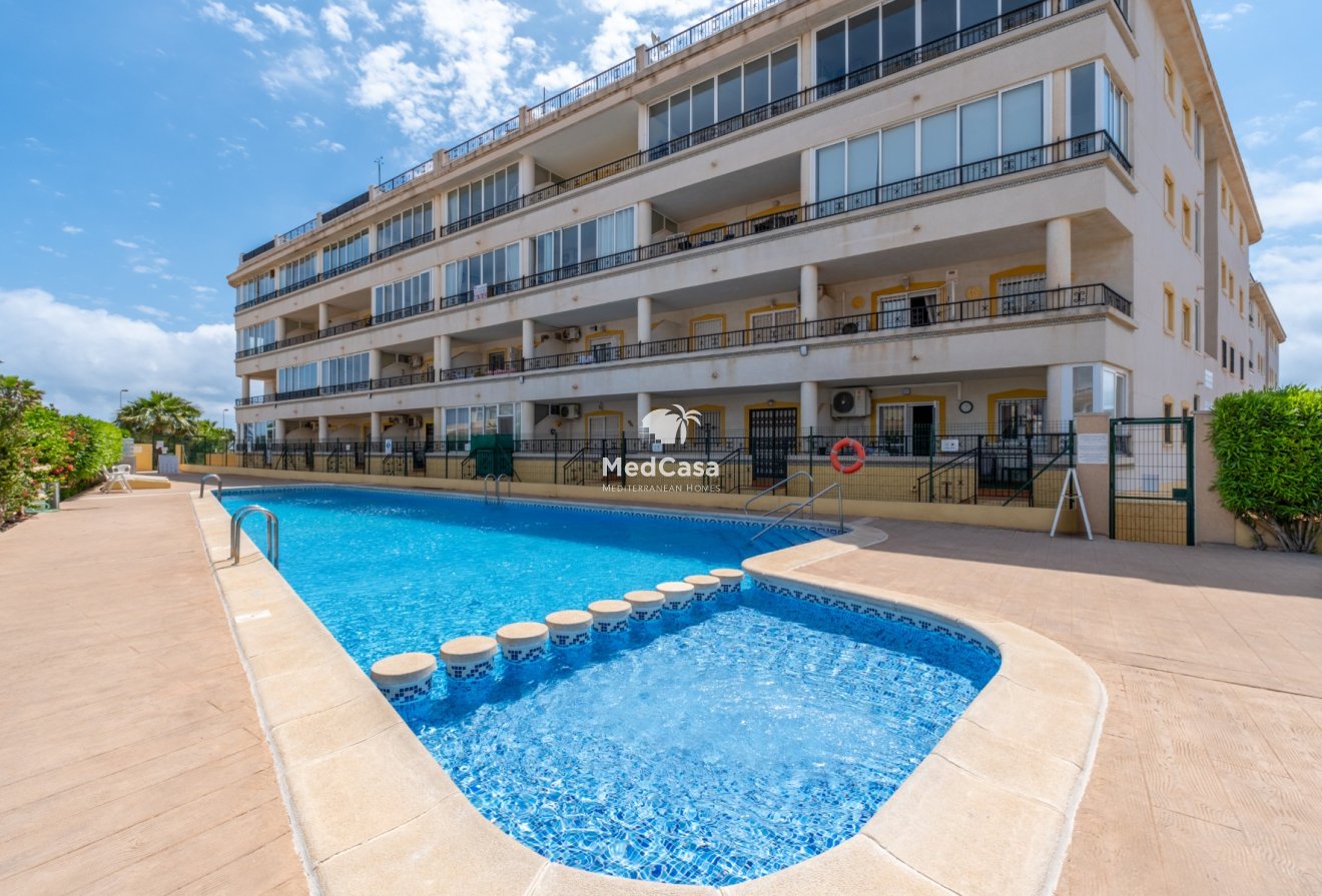 Segunda mano - Apartamento -
Orihuela Costa - La Florida