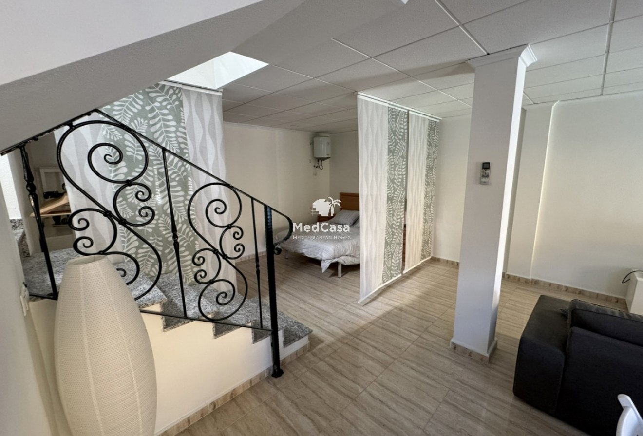 Resale - Villa -
Ciudad Quesada