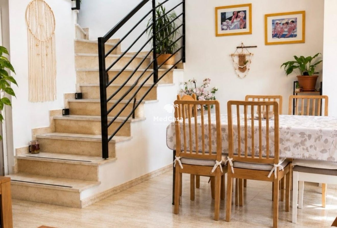 Resale - Apartment -
Orihuela Costa - Villamartín