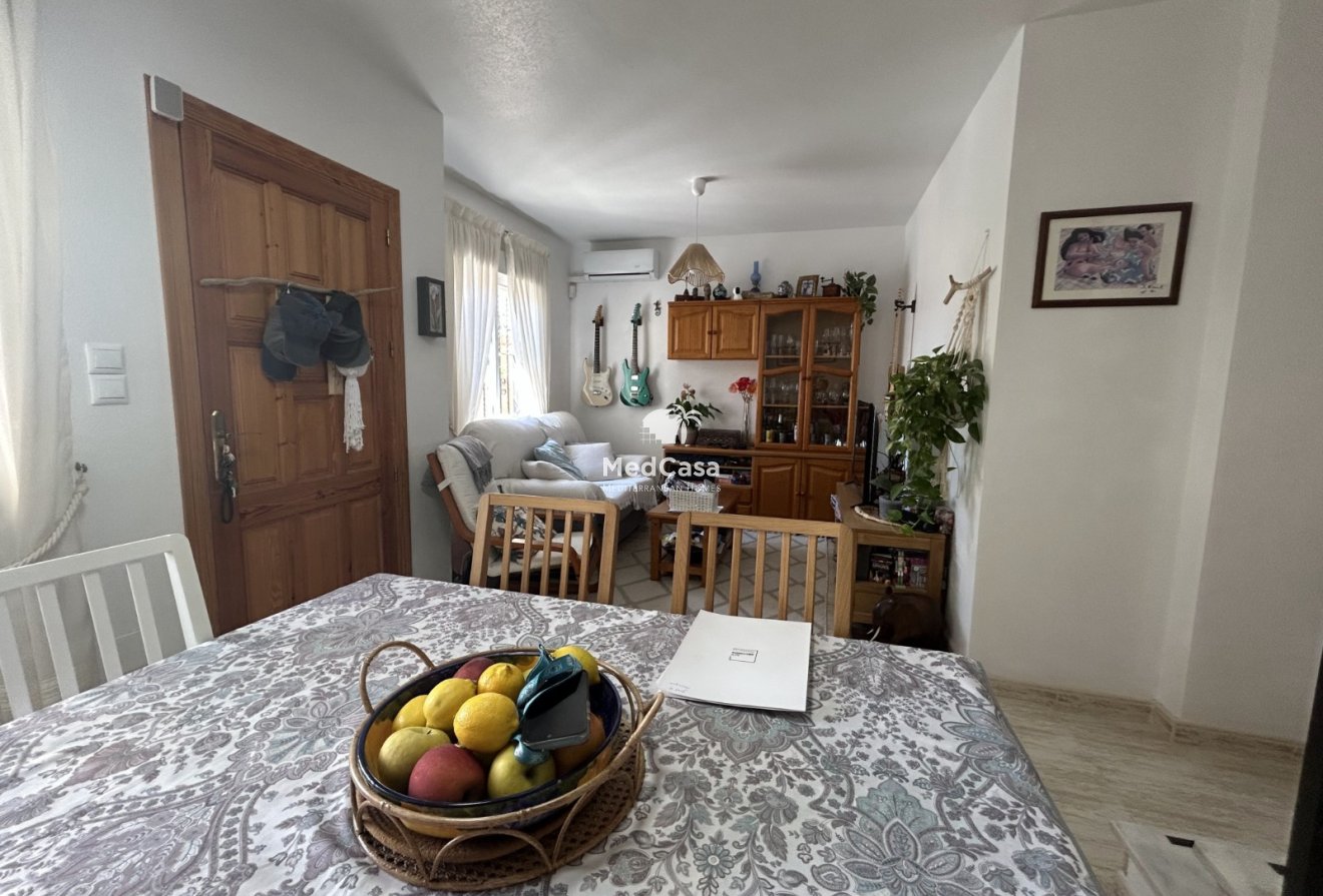 Resale - Apartment -
Orihuela Costa - Villamartín
