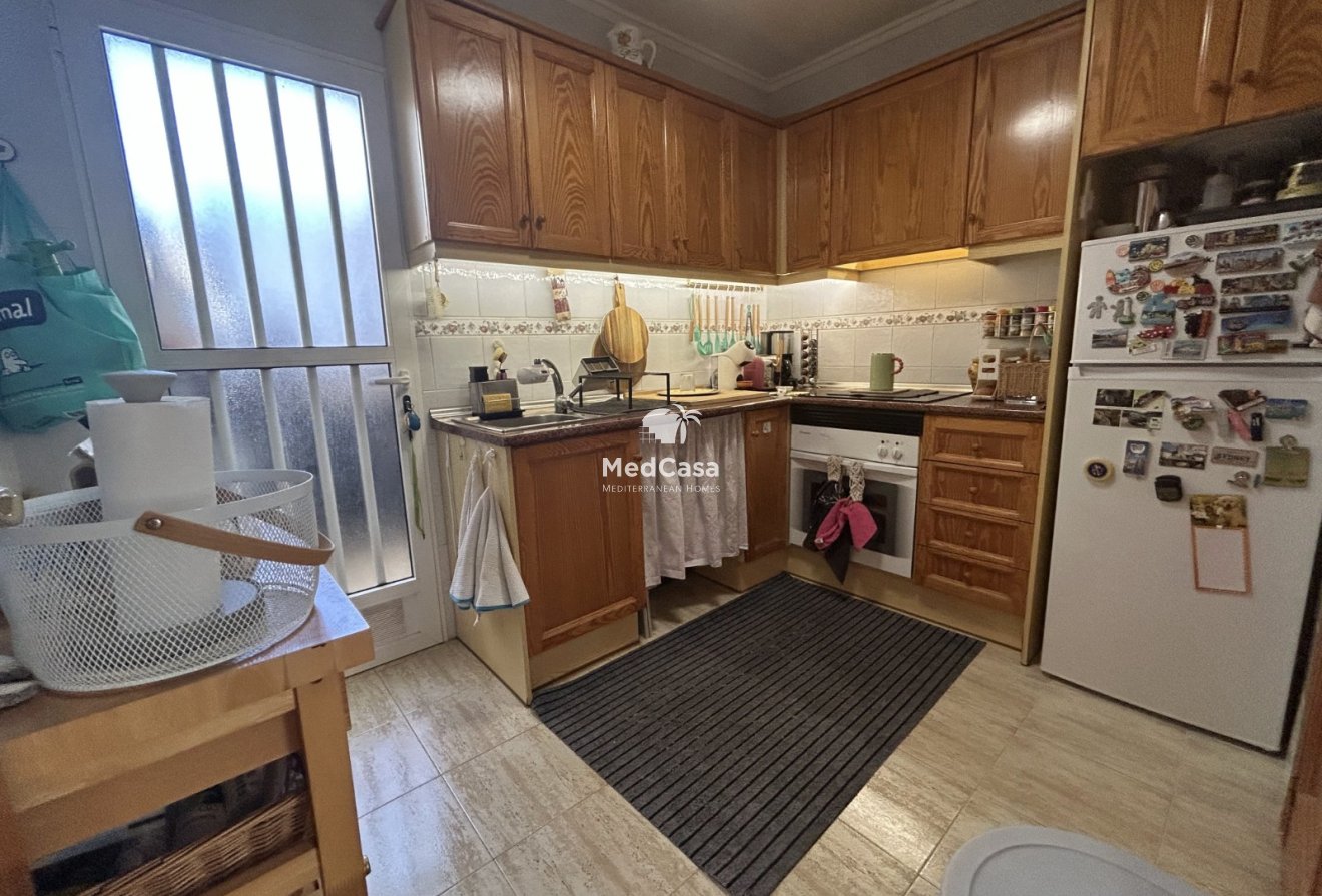 Resale - Apartment -
Orihuela Costa - Villamartín