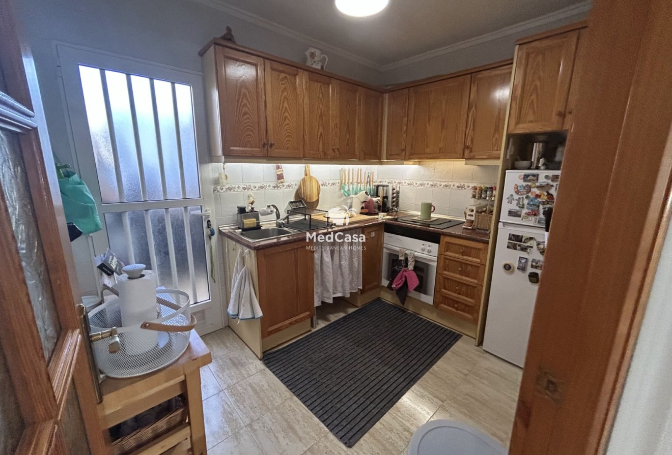 Resale - Apartment -
Orihuela Costa - Villamartín