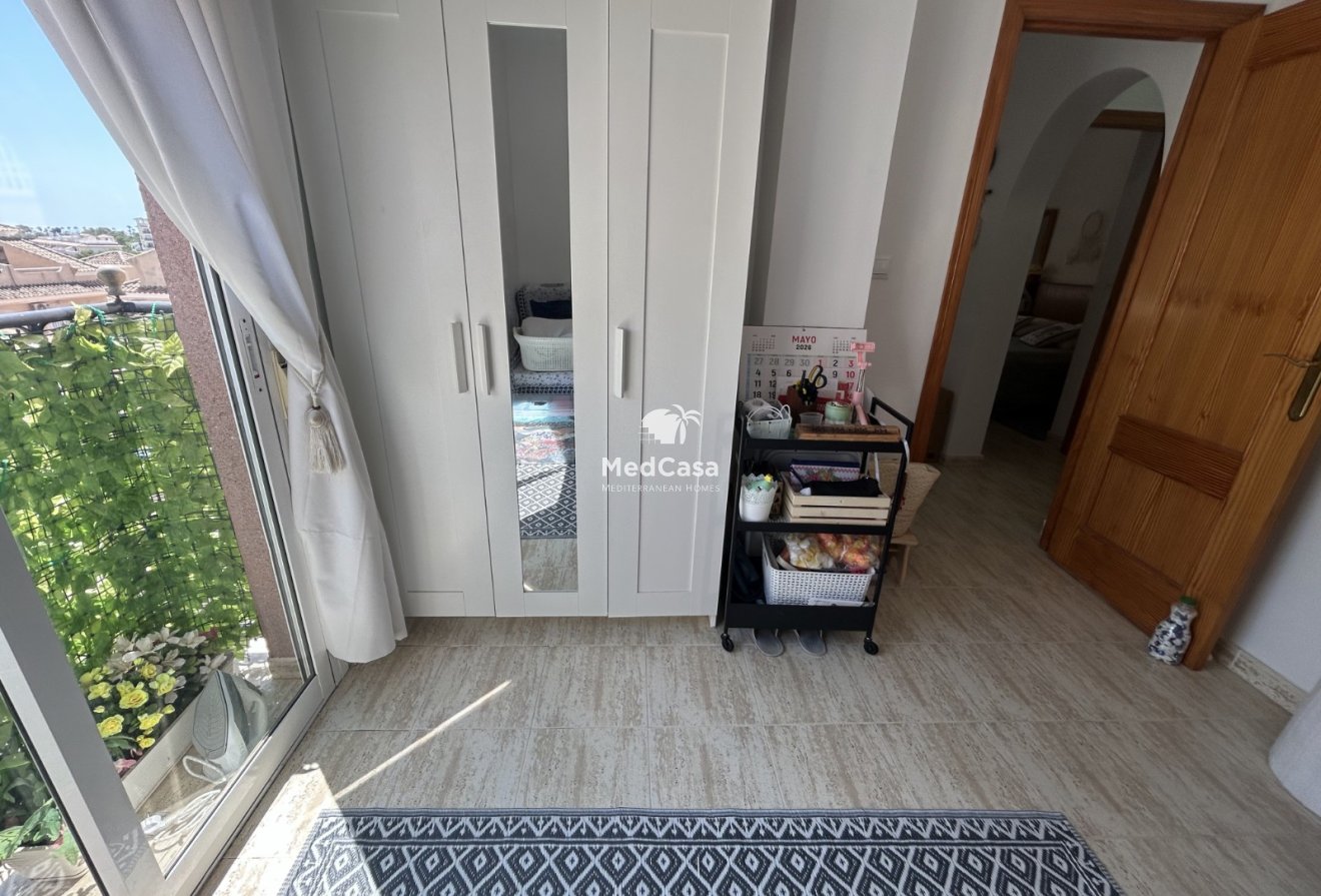 Resale - Apartment -
Orihuela Costa - Villamartín