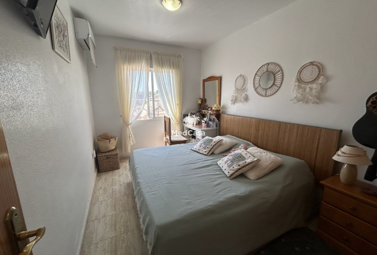 Resale - Apartment -
Orihuela Costa - Villamartín