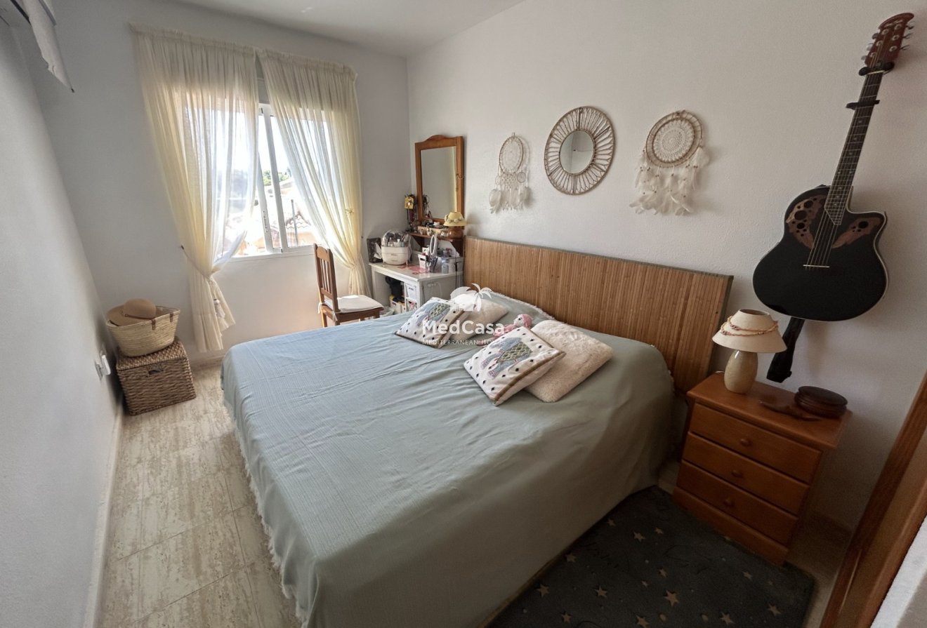 Resale - Apartment -
Orihuela Costa - Villamartín