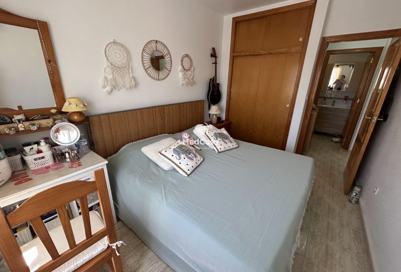 Resale - Apartment -
Orihuela Costa - Villamartín
