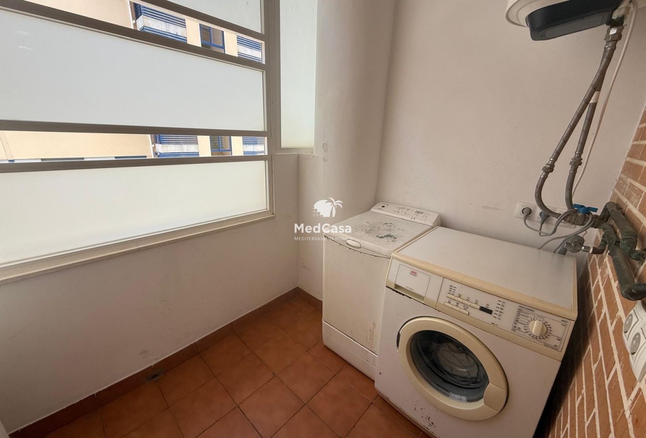 Resale - Apartment -
Villajoyosa