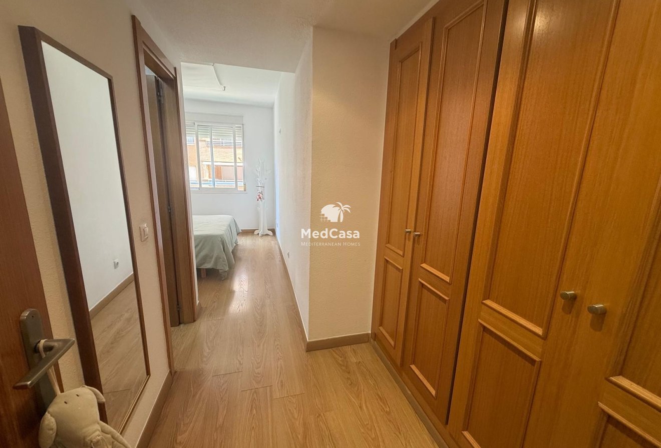 Resale - Apartment -
Villajoyosa