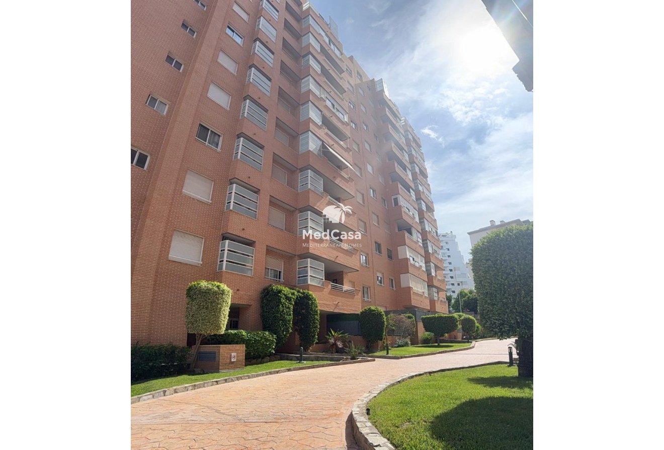 Resale - Apartment -
Villajoyosa