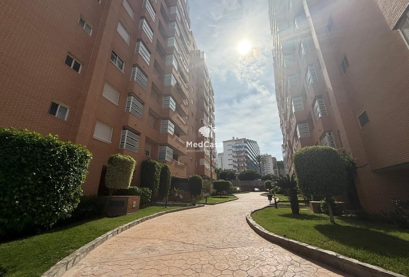 Resale - Apartment -
Villajoyosa