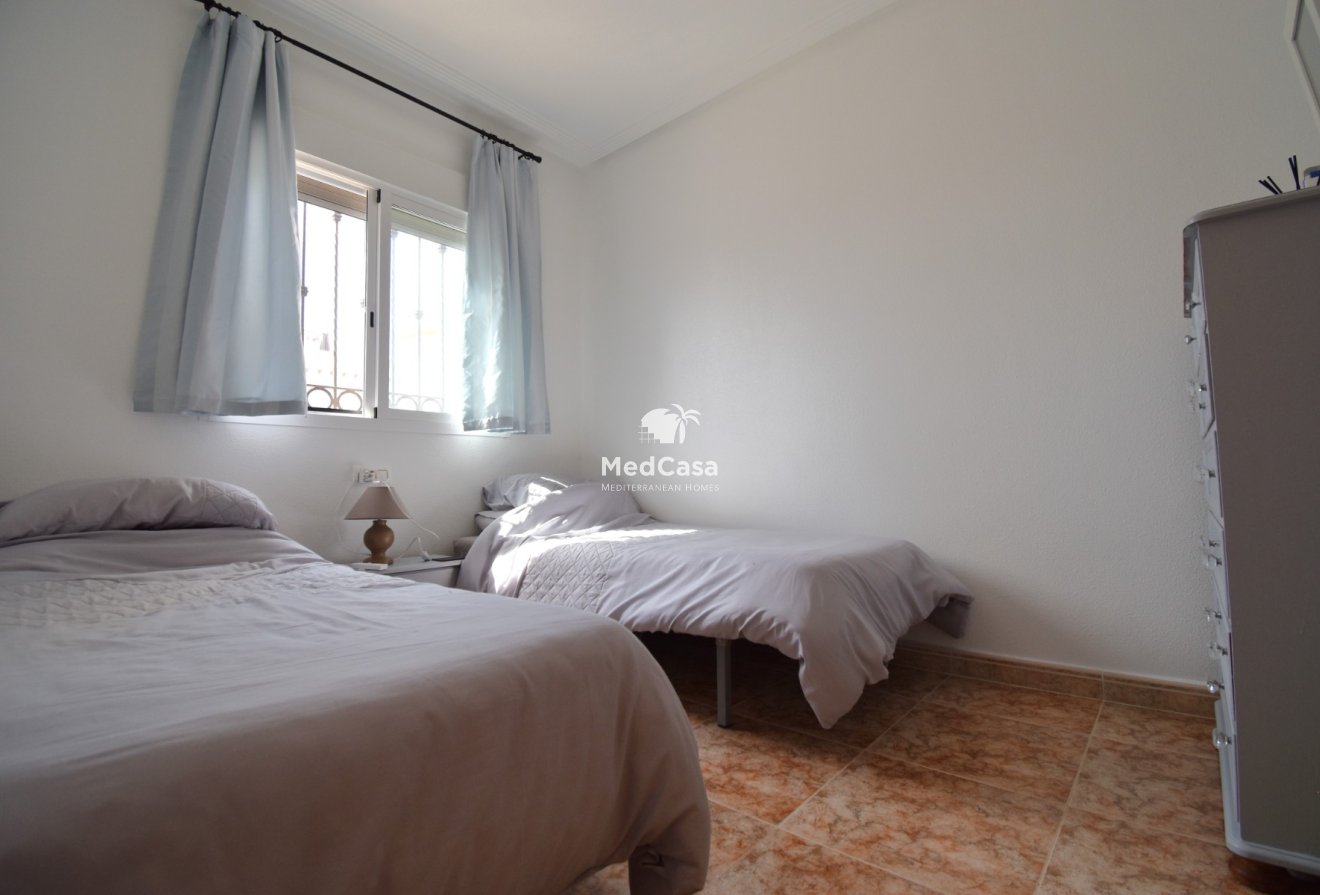Segunda mano - Apartamento -
Orihuela Costa - Punta Prima