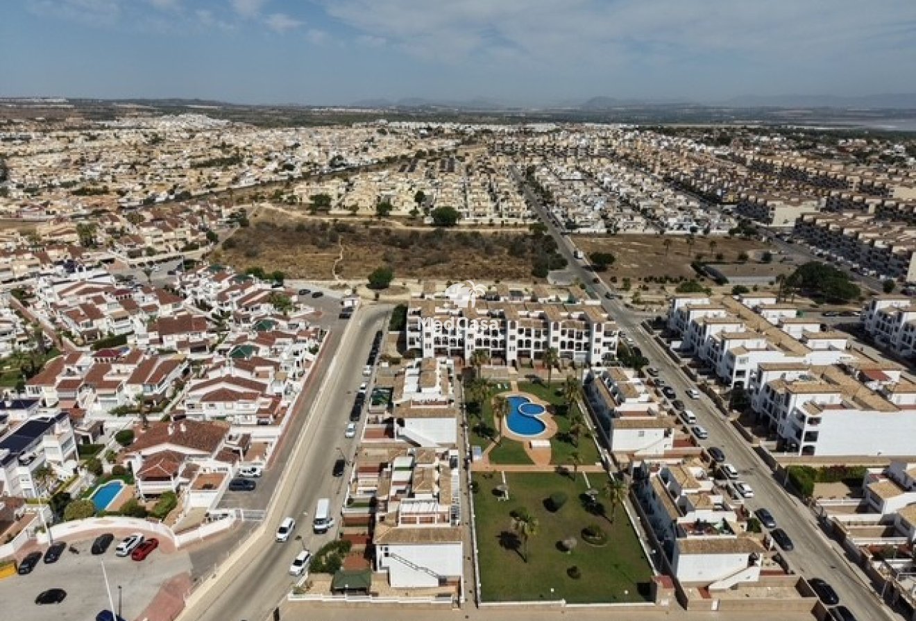 Segunda mano - Apartamento -
Orihuela Costa - Punta Prima