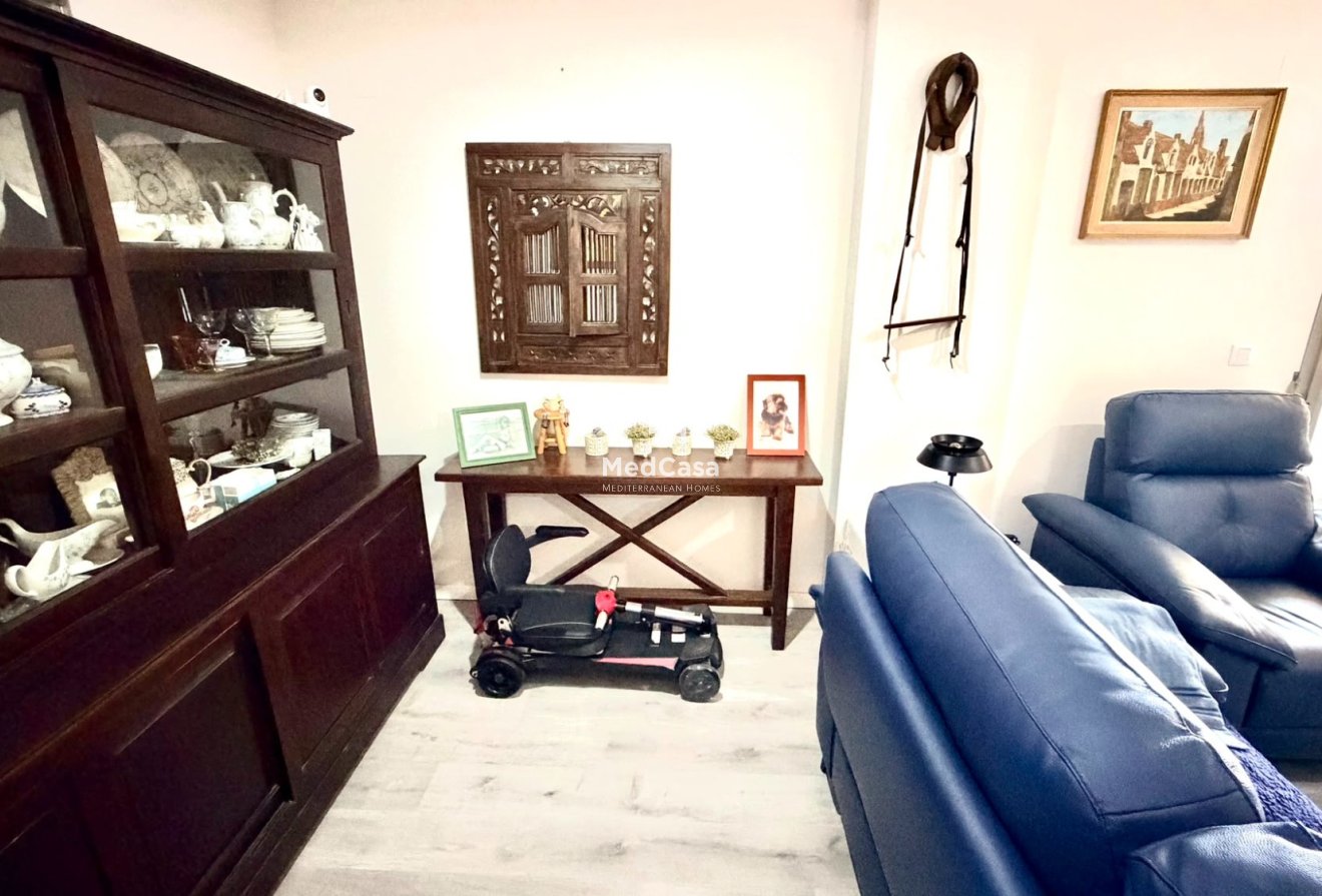 Segunda mano - Apartamento -
Orihuela Costa - La Zenia
