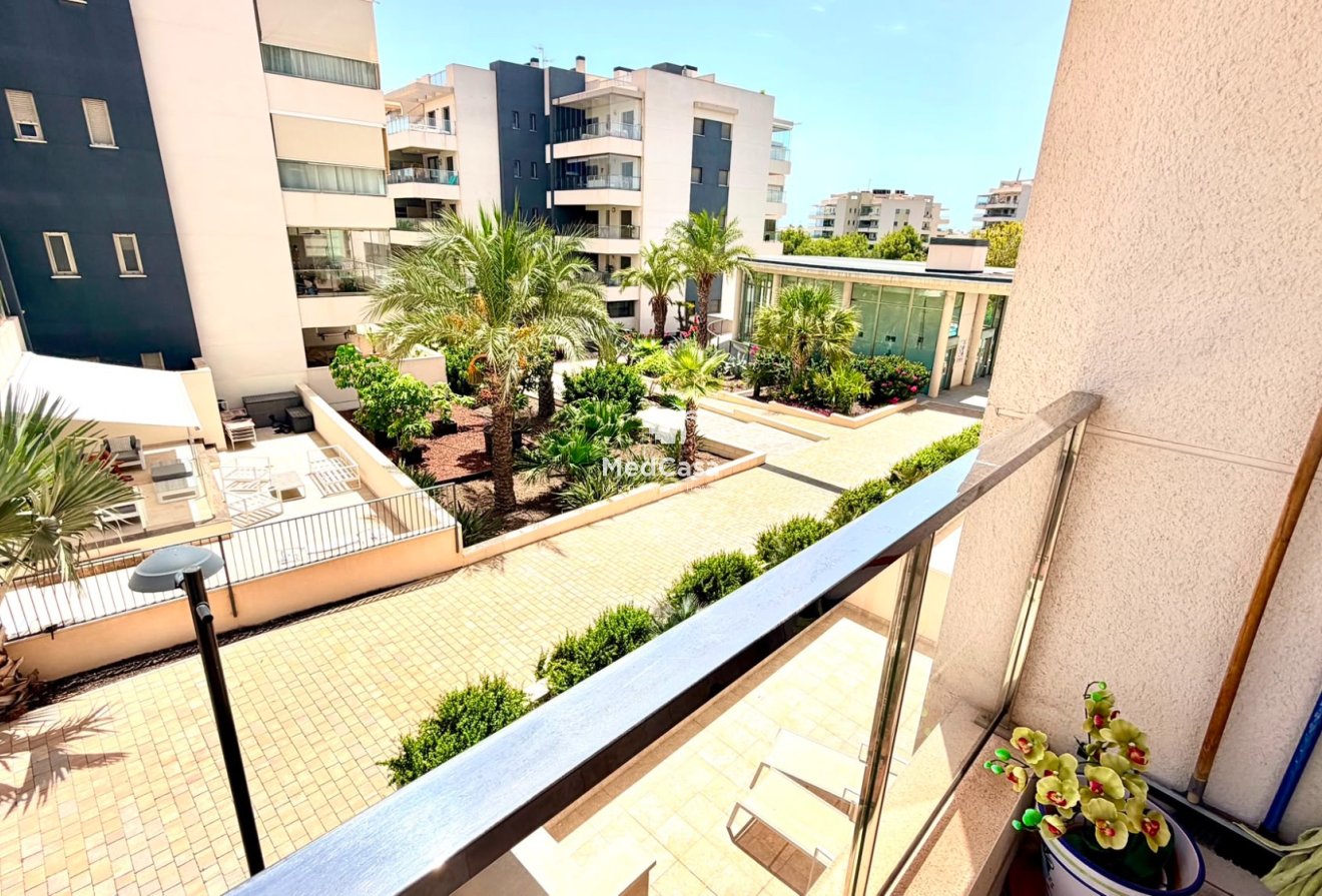 Segunda mano - Apartamento -
Orihuela Costa - La Zenia