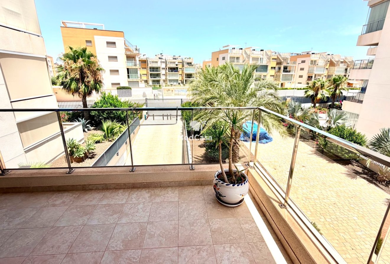 Segunda mano - Apartamento -
Orihuela Costa - La Zenia