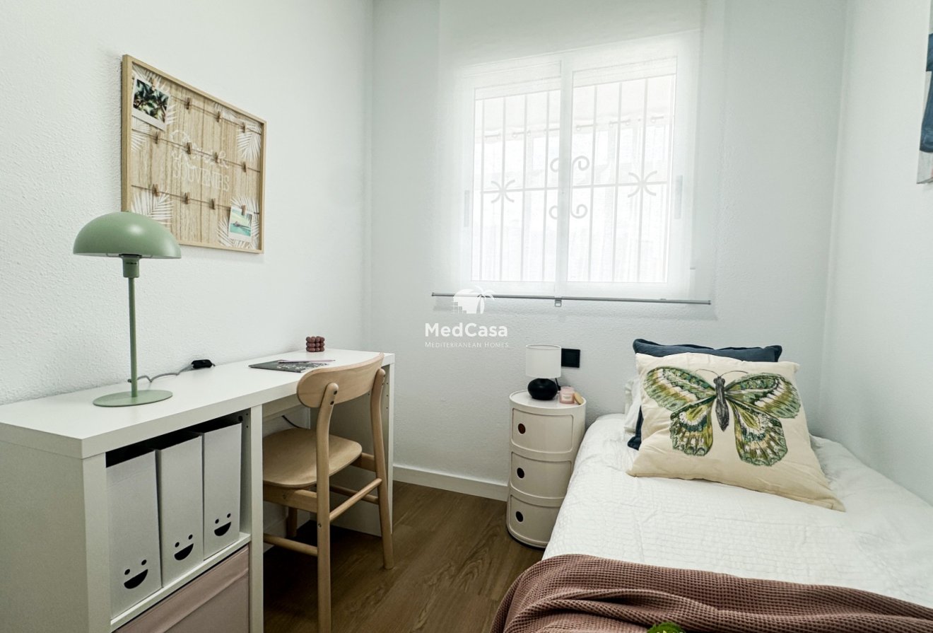 Segunda mano - Apartamento -
Orihuela Costa - Playa Flamenca