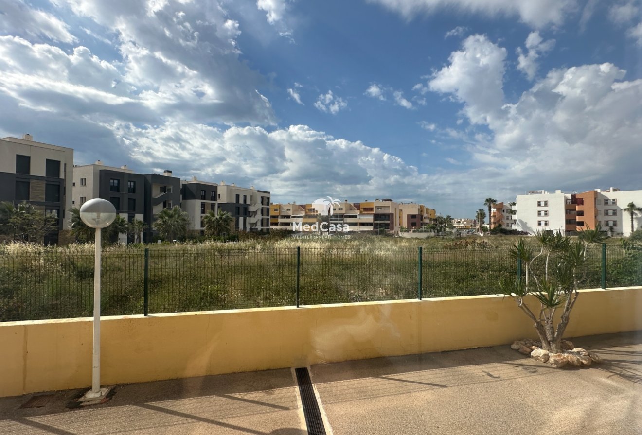 Segunda mano - Apartamento -
Orihuela Costa - Playa Flamenca